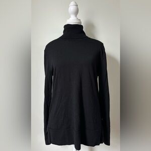 BANANA REPUBLIC‎ 100% Merino Wool Black Staple Lightweight Turtleneck Size M